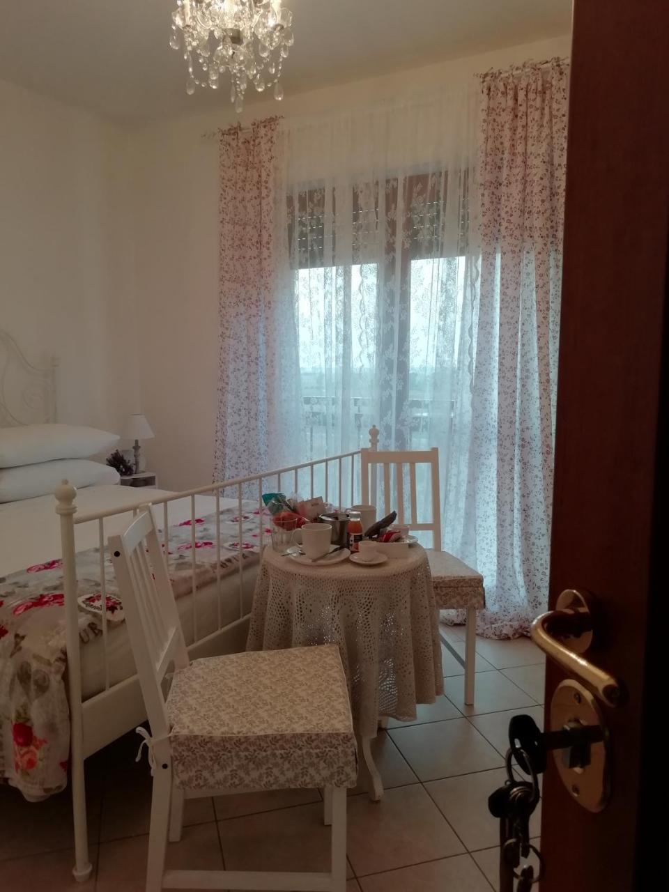 Beti House Heart'S And Roses Rooms Ponte Galeria Szoba fotó